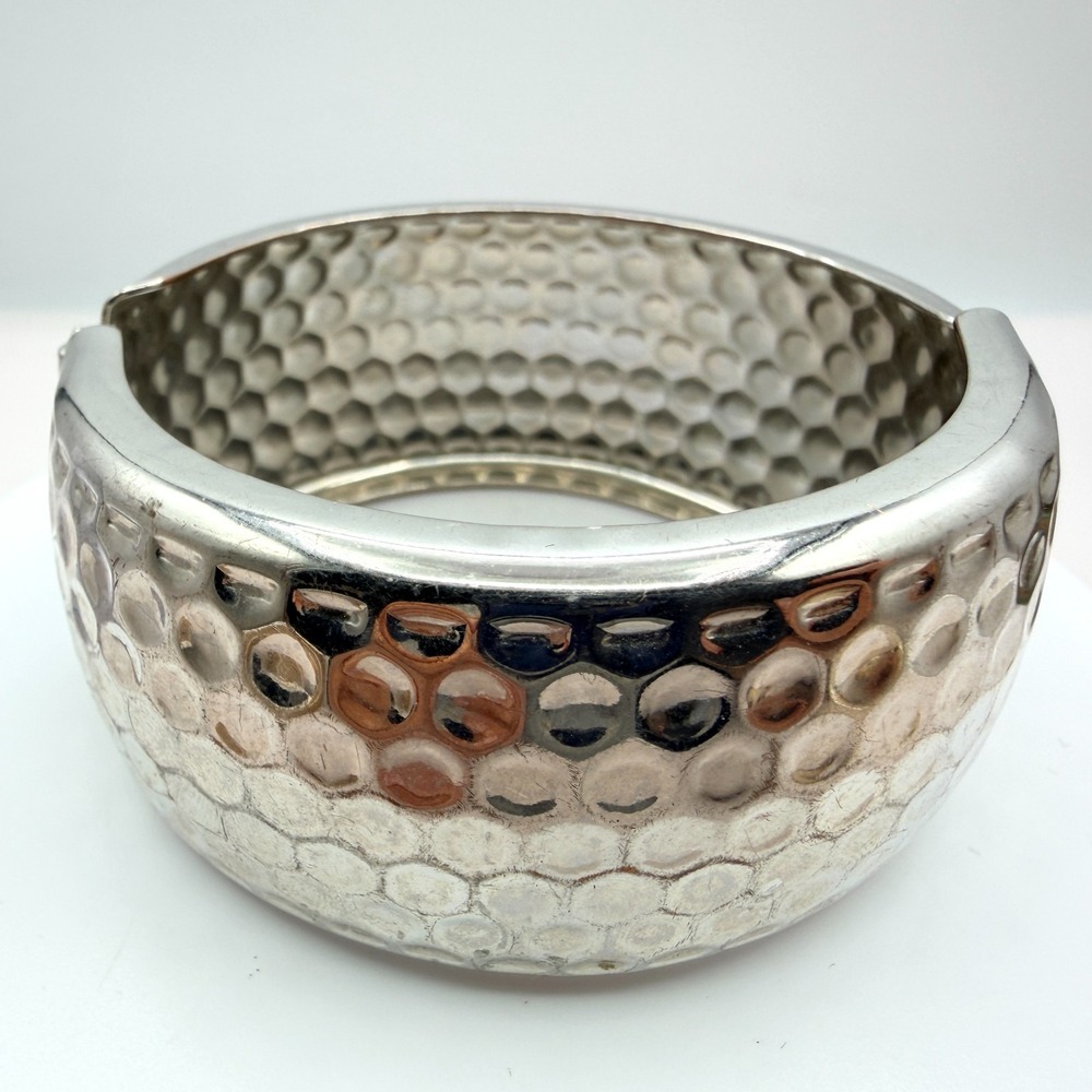 Vintage Silver Tone Hammered Clamper Bangle Bracelet - 90s Statement Piece